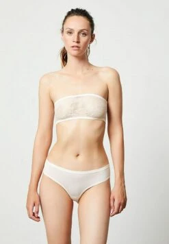 Etam 6 Etam -Etam 2046fff9518544968c13f4284541c888