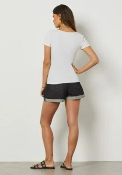 ETAM Apluma - T-Shirt Basique - Ecru 7 ETAM Apluma - T-Shirt Basique - Ecru -Etam 25d9fb7892ba4c8c9ad3eaedc97bb8f0