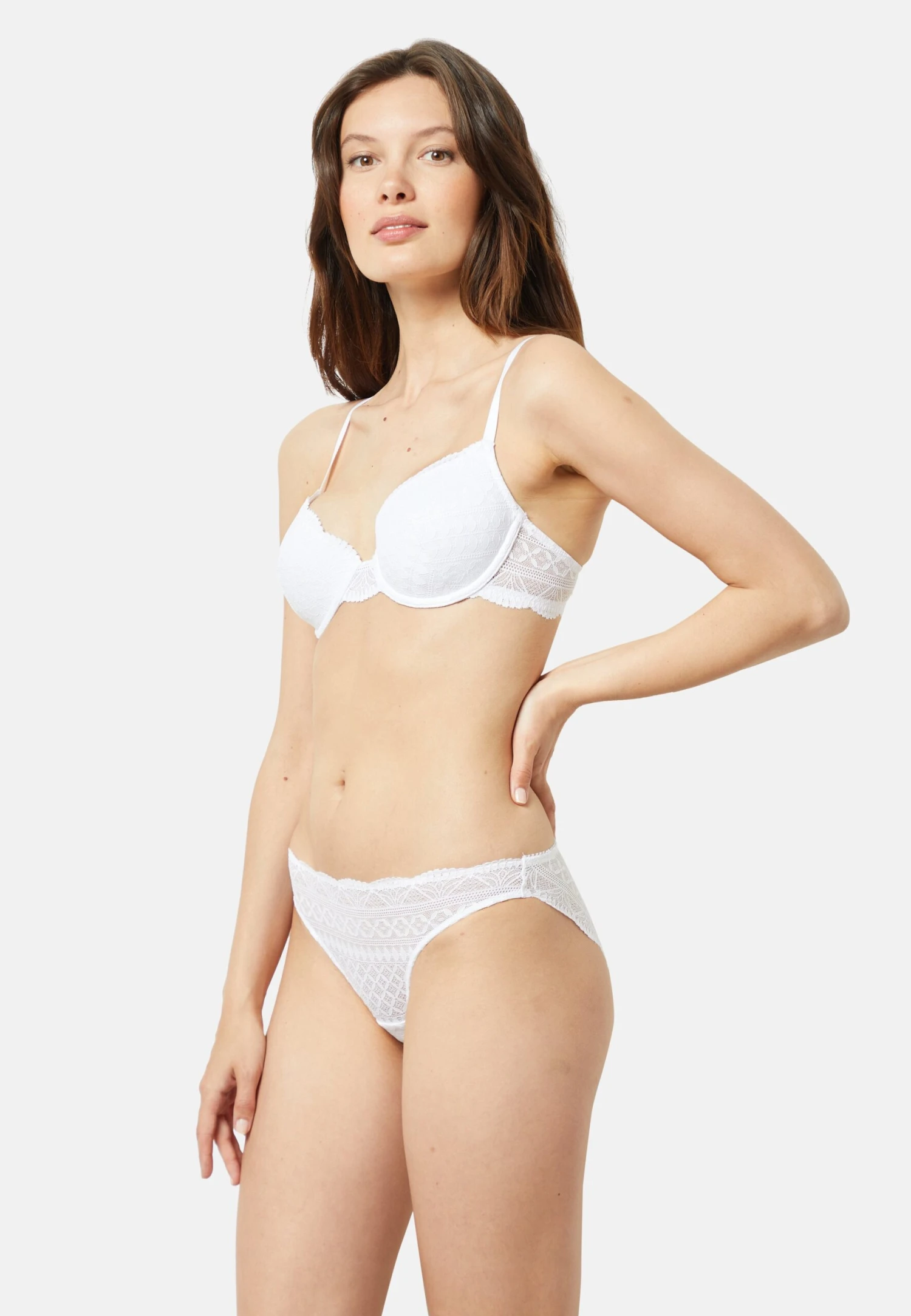 ETAM Idole - Slip - White 2 ETAM Idole - Slip - White – Image 2