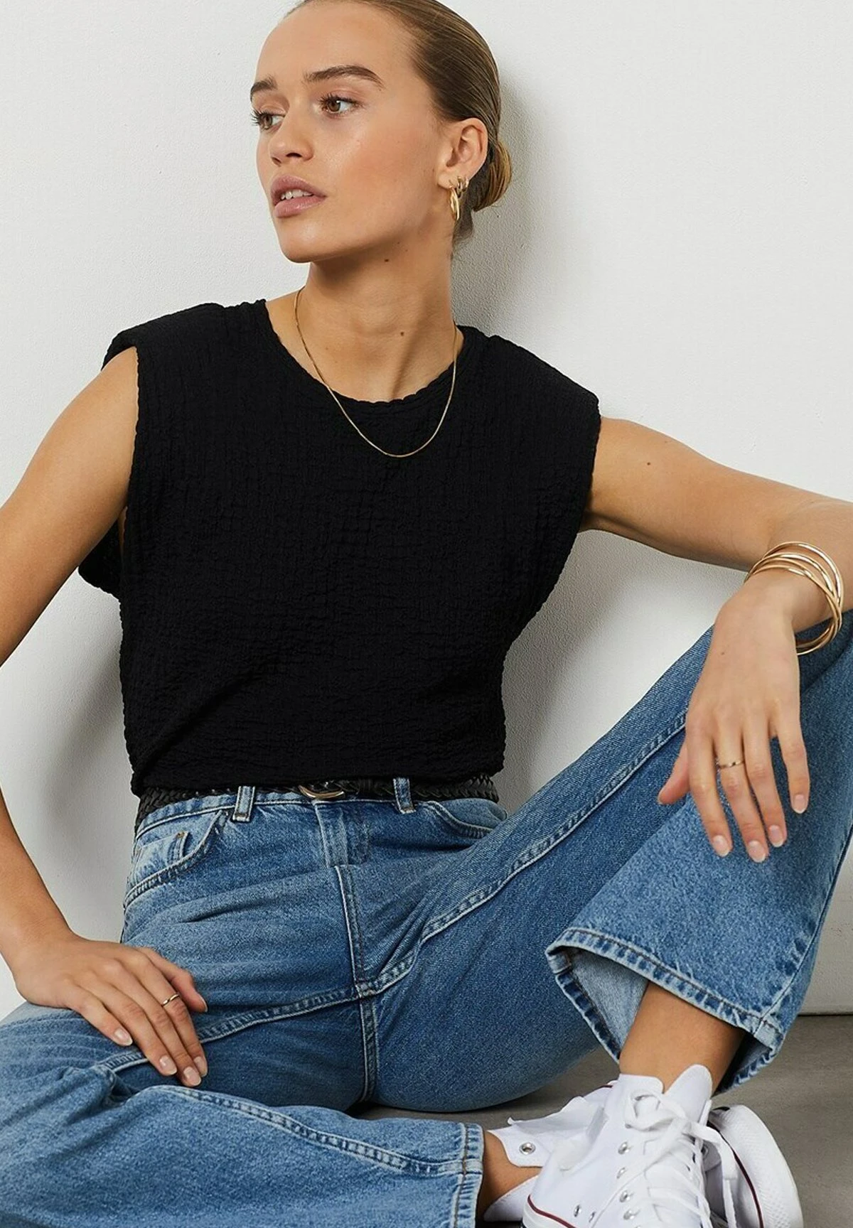 ETAM Aminat - T-Shirt Basique - Noir 5 ETAM Aminat - T-Shirt Basique - Noir – Image 5