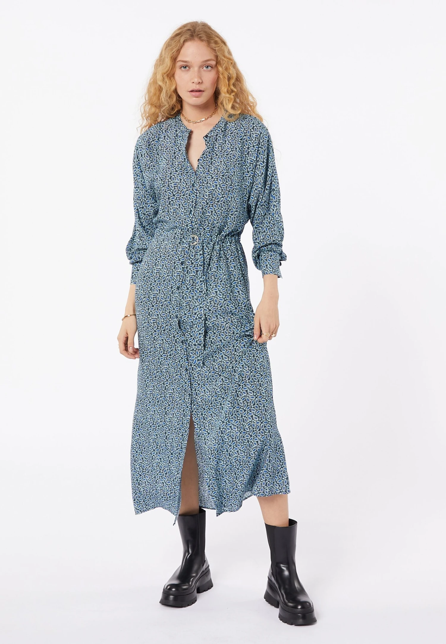 ETAM Emia - Robe Chemise - Bleu Marine 2 ETAM Emia - Robe Chemise - Bleu Marine – Image 2