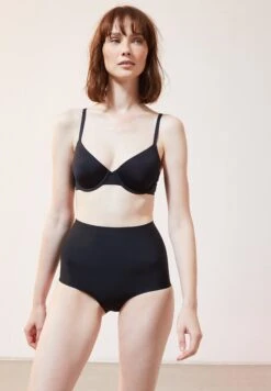 ETAM Pure Fit - Soutien-Gorge À Armatures - Noir