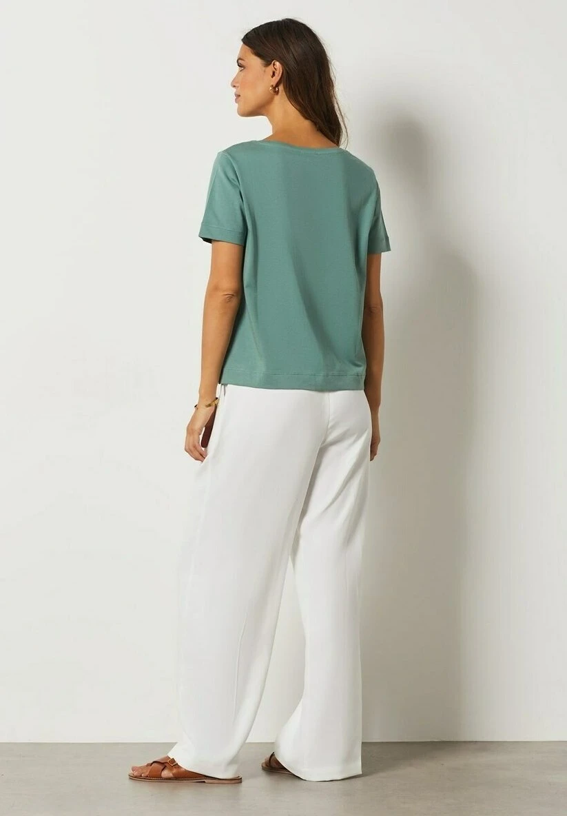 ETAM Punta - T-Shirt Basique - Vert 3 ETAM Punta - T-Shirt Basique - Vert – Image 3