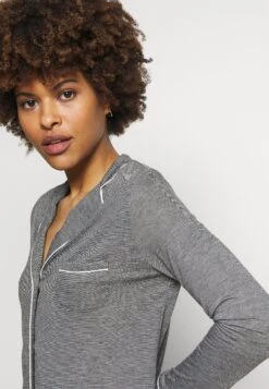 ETAM Warm Day Liquette - Chemise De Nuit / Nuisette - Gris 9 ETAM Warm Day Liquette - Chemise De Nuit / Nuisette - Gris -Etam 7c25013ea9e344eab992b805b293384c