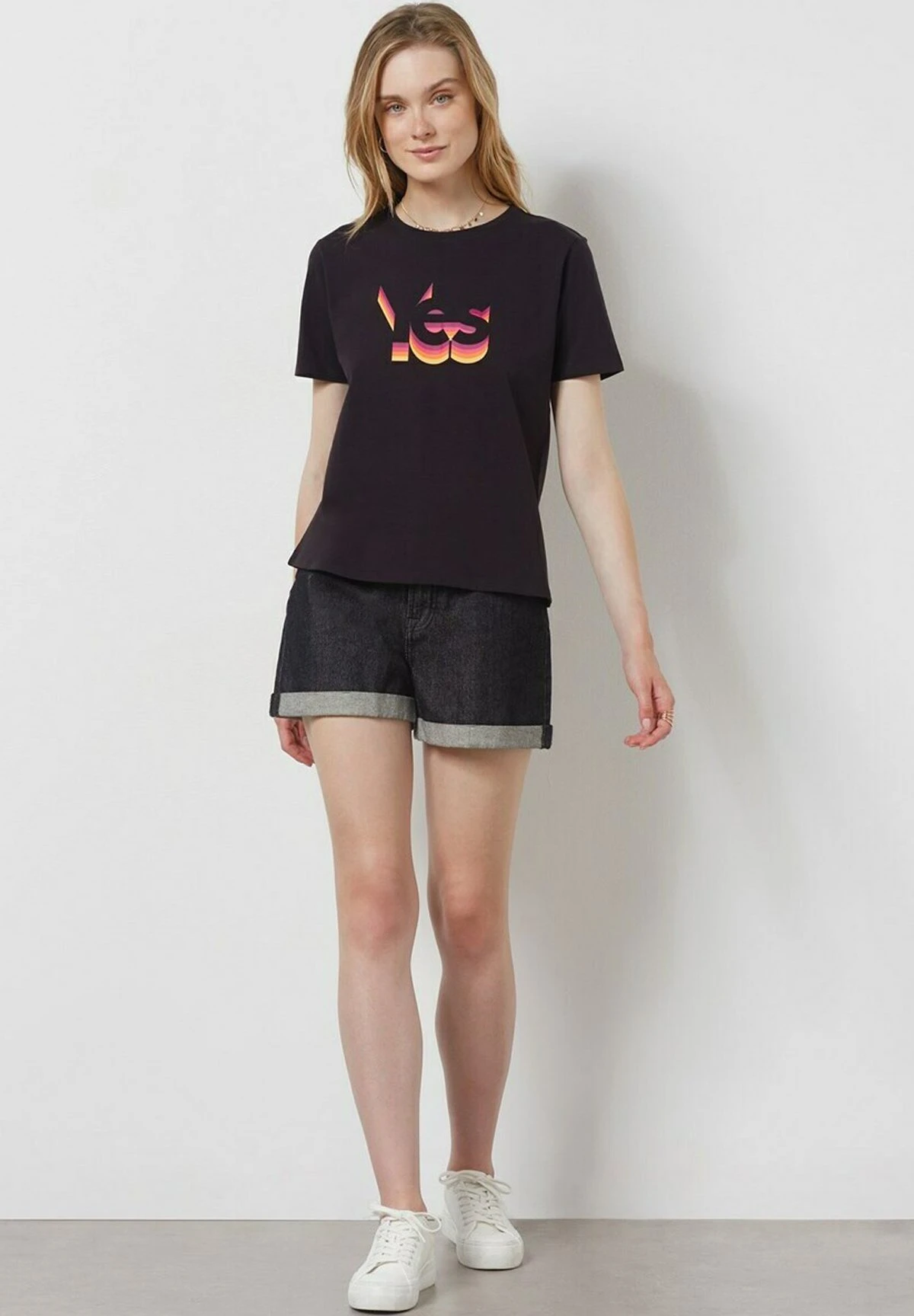 ETAM Amelane - T-Shirt Imprimé - Rouge 2 ETAM Amelane - T-Shirt Imprimé - Rouge – Image 2