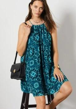 ETAM Linoh - Robe De Jour - Bleu Turquoise 9 ETAM Linoh - Robe De Jour - Bleu Turquoise -Etam a318d0398f6c4ba7adbb677a9c897105