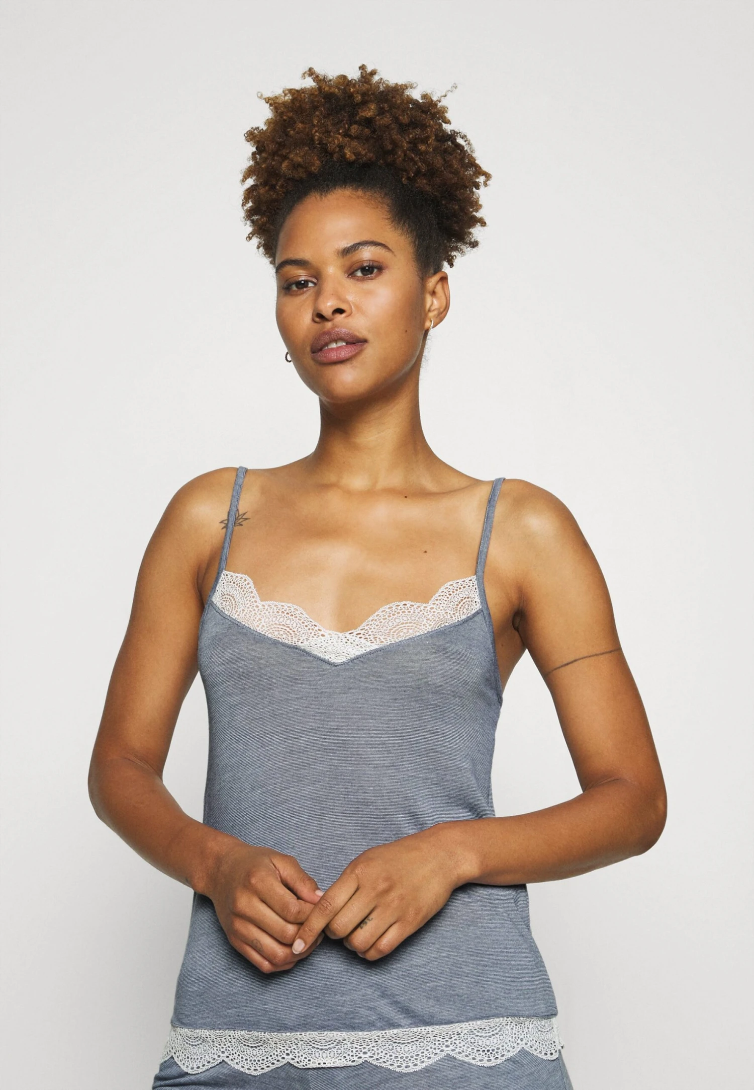 ETAM Warm Day Debardeur - Haut De Pyjama - Marine 1 ETAM Warm Day Debardeur - Haut De Pyjama - Marine