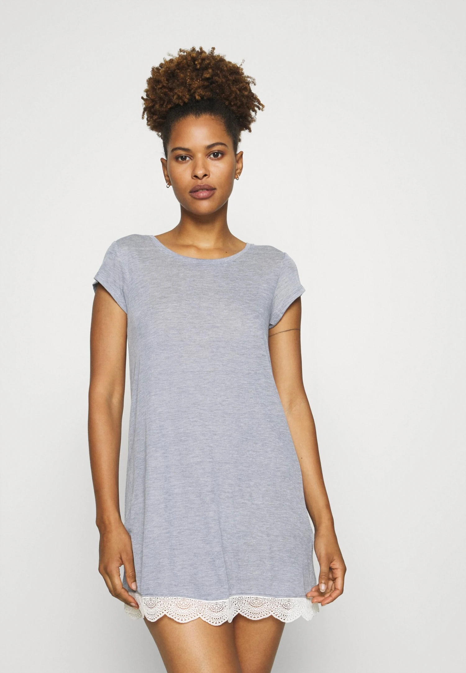 ETAM Warm Day Big - Chemise De Nuit / Nuisette - Marine 1 ETAM Warm Day Big - Chemise De Nuit / Nuisette - Marine