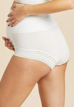 ETAM Shorty - Ecru 6 ETAM Shorty - Ecru -Etam af07cea13f654f94820771a2b12cbbcf