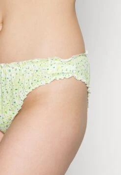 ETAM Basma Slips 3 Pack - Shorty - White -Etam bcb98e21836445de88005a7e5ac79570