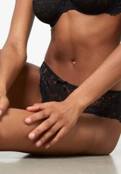 ETAM Success - Slip - Black -Etam dac9b2aa4d294a08877c6971bda13121