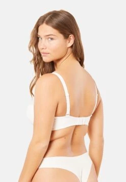 ETAM Pure Fit - Soutien-Gorge Triangle - Ecru 7 ETAM Pure Fit - Soutien-Gorge Triangle - Ecru -Etam e28a7b2d872f4c57871f1bb44df14a29