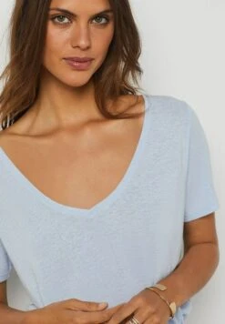 ETAM Sibyle - T-Shirt Basique - Bleu Ciel -Etam e70975364a98410596b141da7f4cbfab