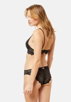 ETAM Artiste - Soutien-Gorge Push-Up - Black 6 ETAM Artiste - Soutien-Gorge Push-Up - Black -Etam ea23ee97558c433489958f5f9554f7ae