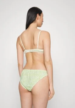 ETAM Basma Slips 3 Pack - Shorty - White -Etam ef235cf66bc948f89ab26799d8e8b13f