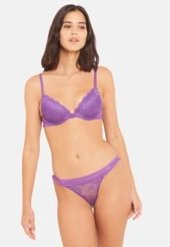 Etam -Etam f2fc78a499cb472fbe6d83a90375089b