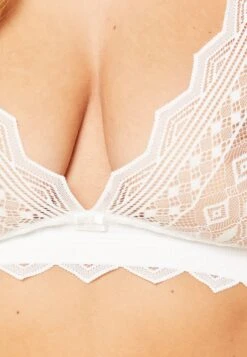 ETAM Artiste - Soutien-Gorge Triangle - Ecru 5 ETAM Artiste - Soutien-Gorge Triangle - Ecru -Etam fc727bdbb03242128fa5b0d388370556